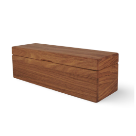 boite chêne, fabrication française de qualité, des grenouilles en boites. Boite en bois avec de l'huile. fabrication artisanale